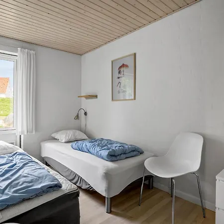 1 Bedroom Pet Friendly In *